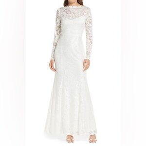 NWT Lulus Farida Lace Long Sleeve Trumpet Gown In White